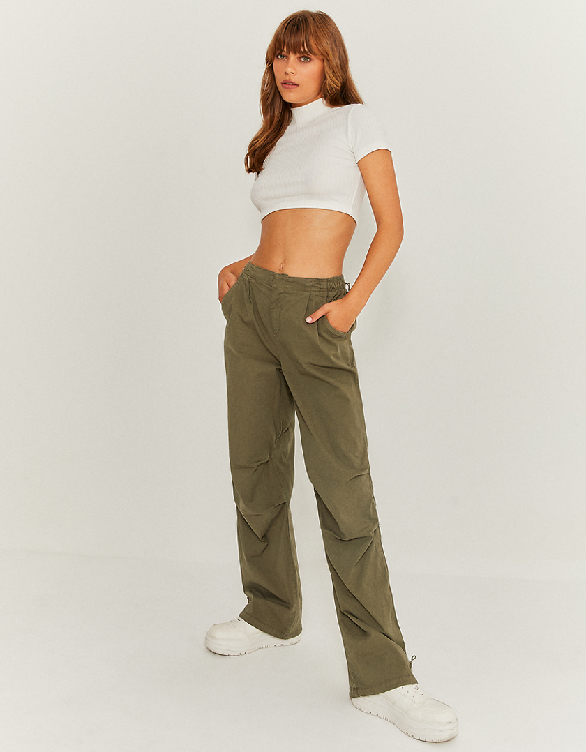 How To Wear Parachute Pants For A Chic Look: Unveiling Comfort And
