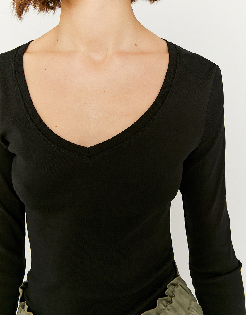 TALLY WEiJL, Black Basic Top for Women