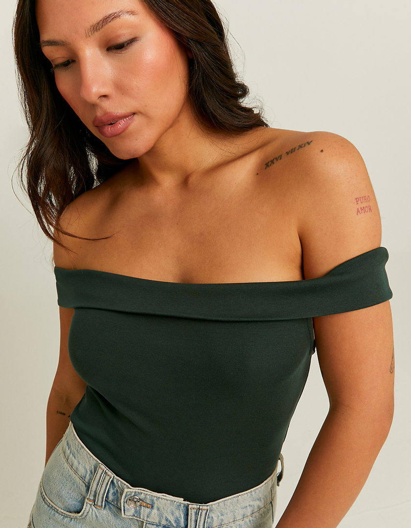 TALLY WEiJL, Off Shoulder Green Basic Tank Top for Women